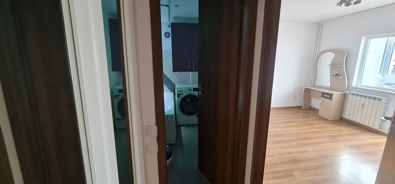 Muncii, Decebal, Alba Iulia, metrou la 3 minute, 3 camere decomandat, parcare.